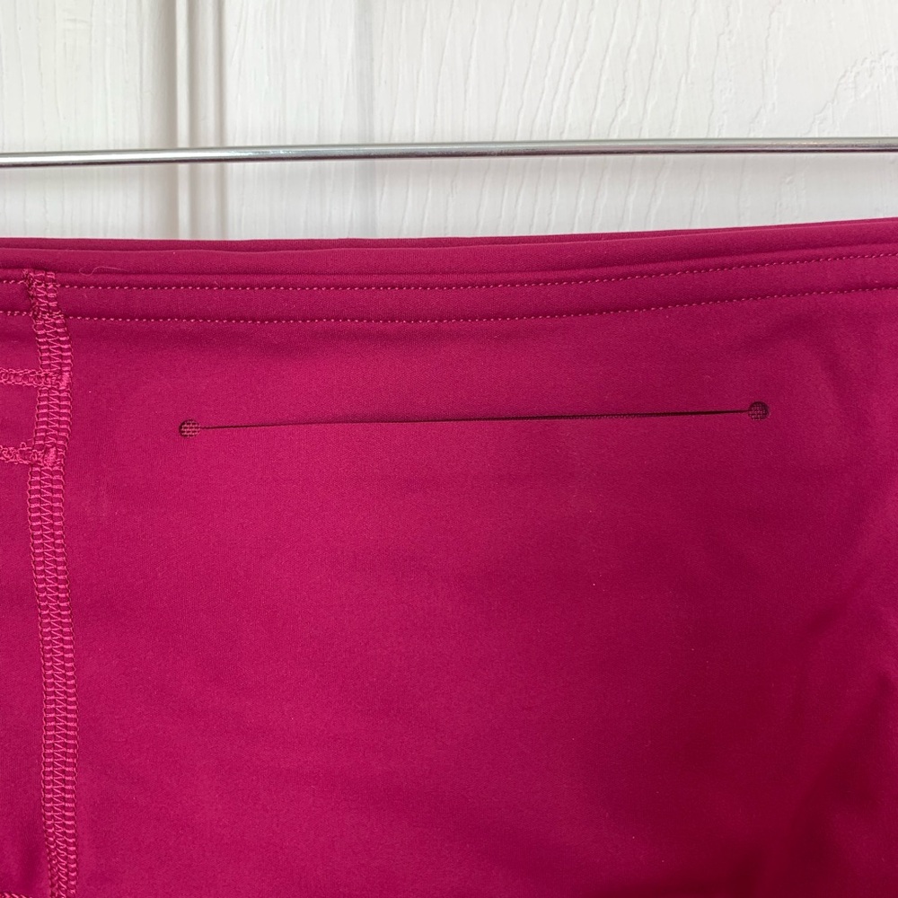 Lululemon Base Pace HR Crop 23” Workout Leggings - Size 12 - Picture 2 of 5